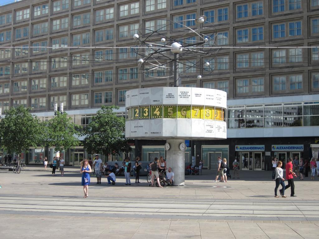 Hotel Mondrian Am Checkpoint Charlie Berlin